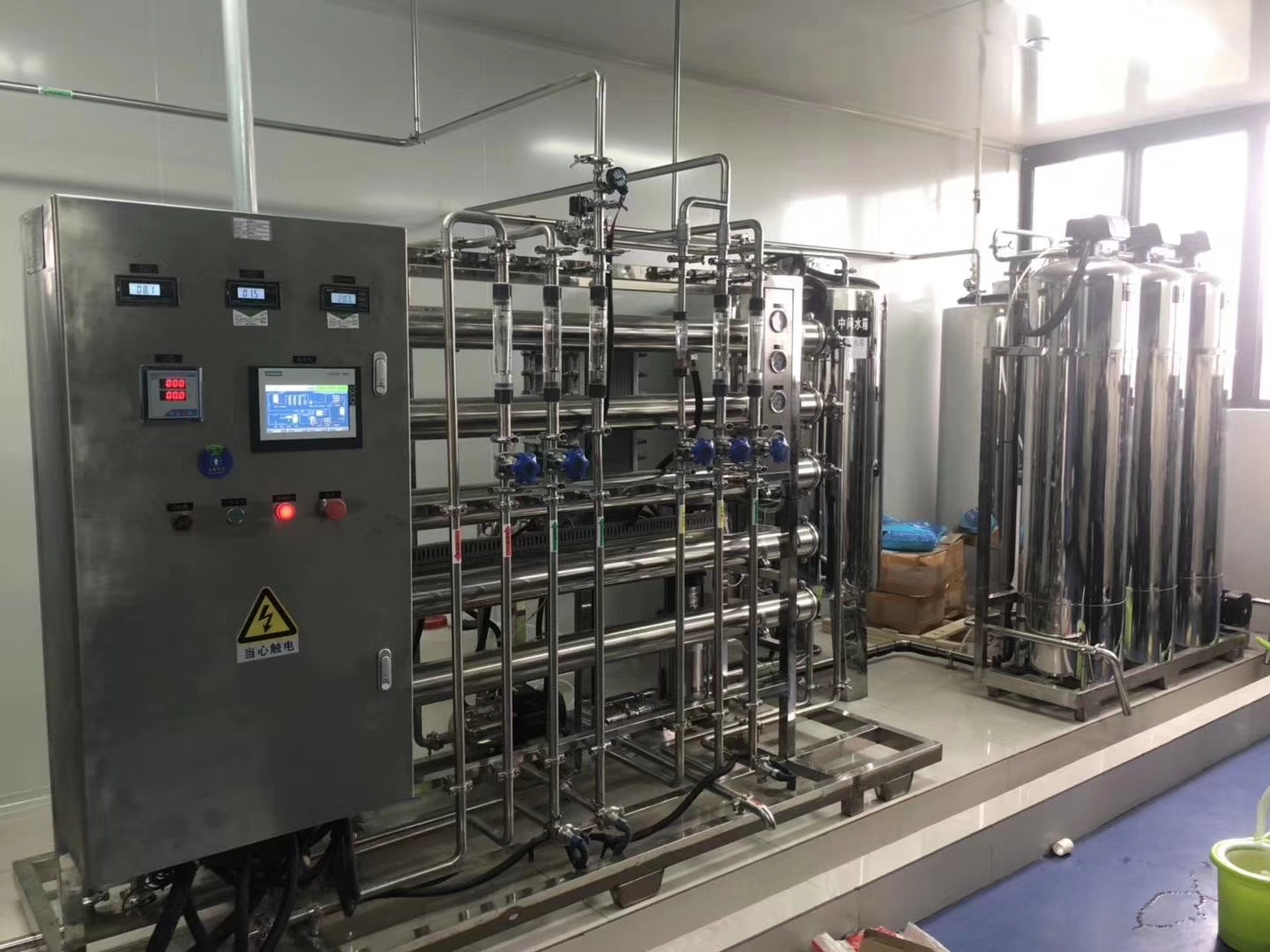 纯净水设备3.jpg